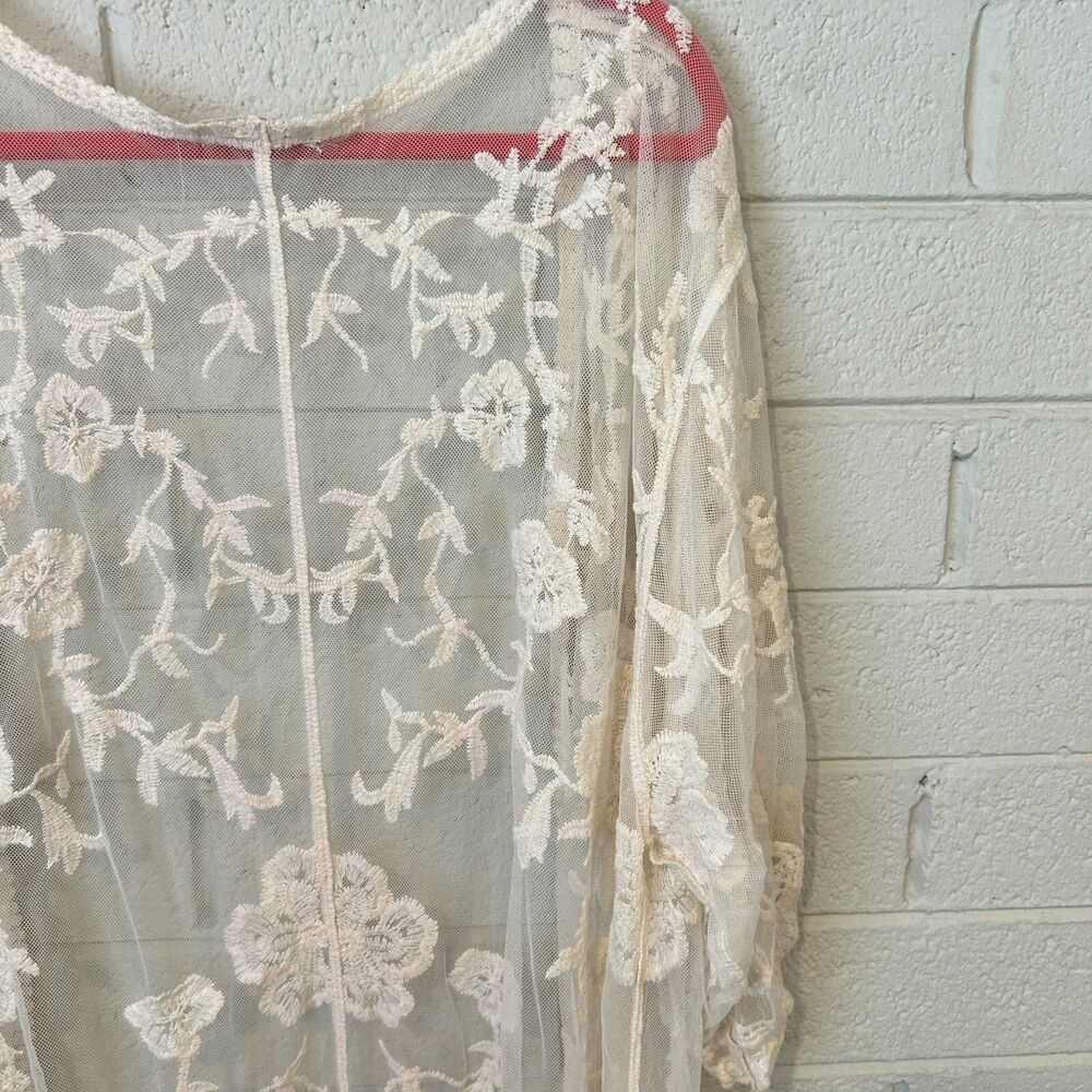 #8272 Adiva Women's Large lace duster - Picture 8 of 12